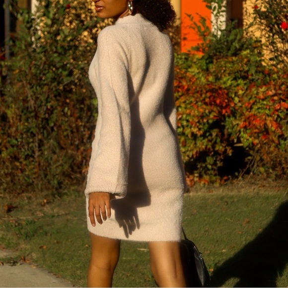 Cream Sweater Dress - Picture 4 of 4